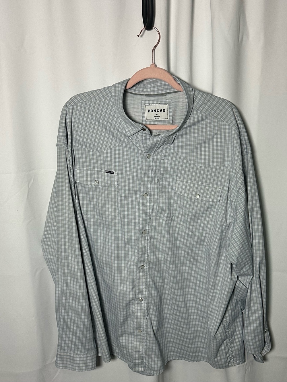 Poncho Men’s Light Gray Plaid Button-Down Shirt 3xk
